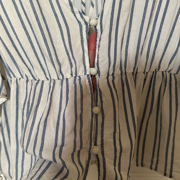 Altar’d State top - Picture 2 of 5